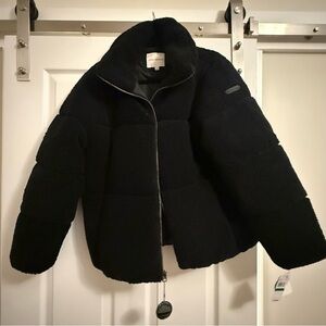 NWT Lucky Brand Puffer Jacket in Size L.